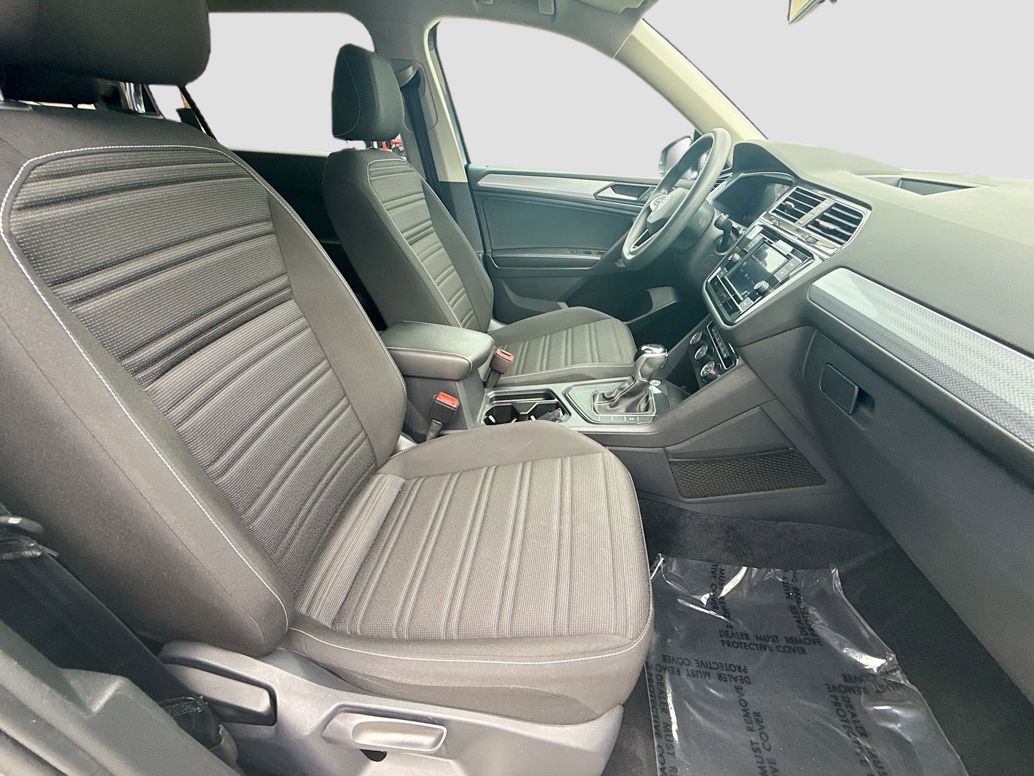 Certified 2022 Volkswagen Tiguan S image 32