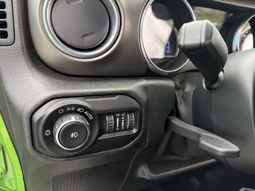 Used 2019 Jeep Wrangler Unlimited Rubicon image 37