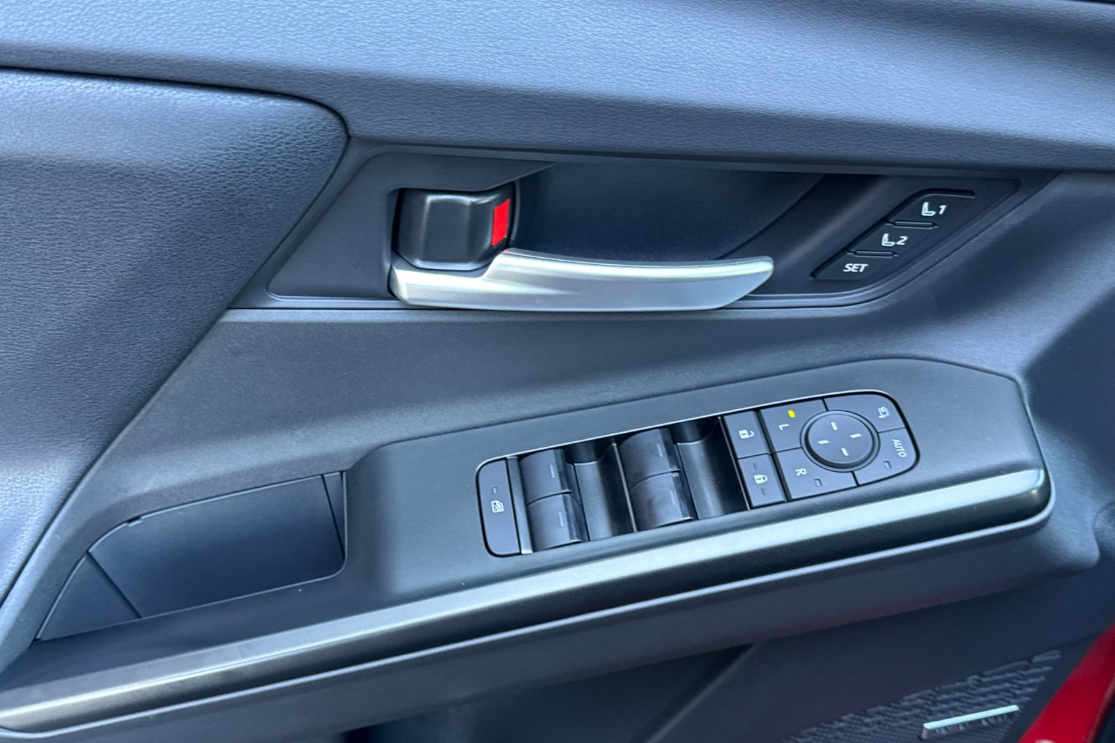 New 2026 Subaru Solterra AWD/4WD image 11