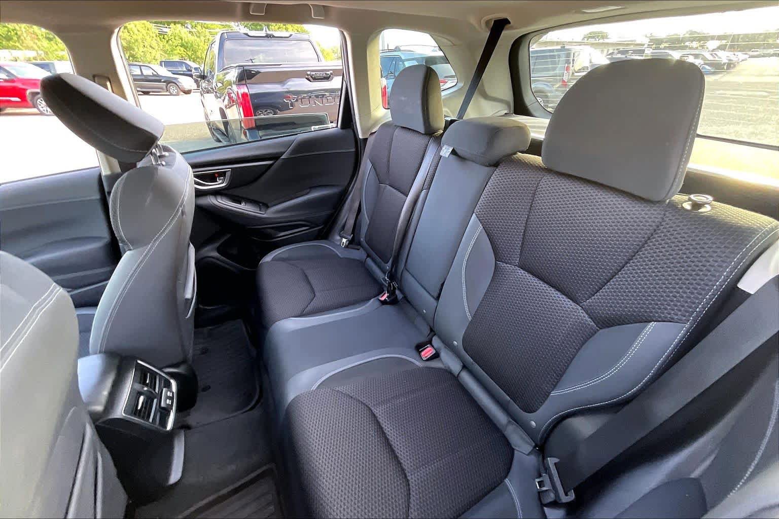 Used 2020 Subaru Forester Premium AWD/4WD image 21