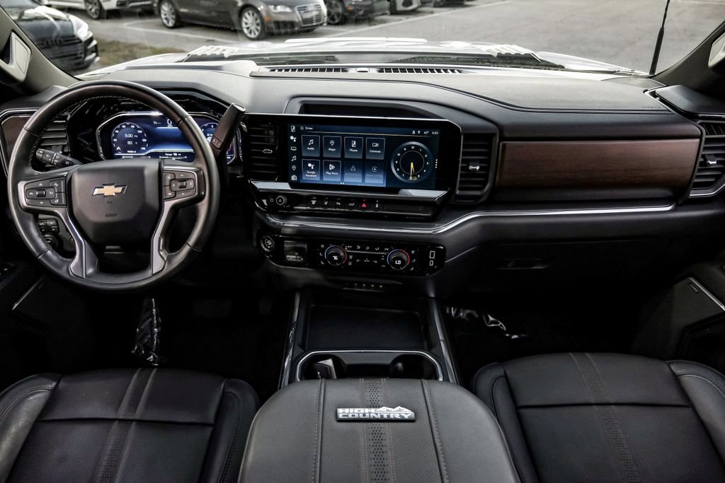 Used 2024 Chevrolet Silverado 3500 High Country w/ High Country Premium Package image 11
