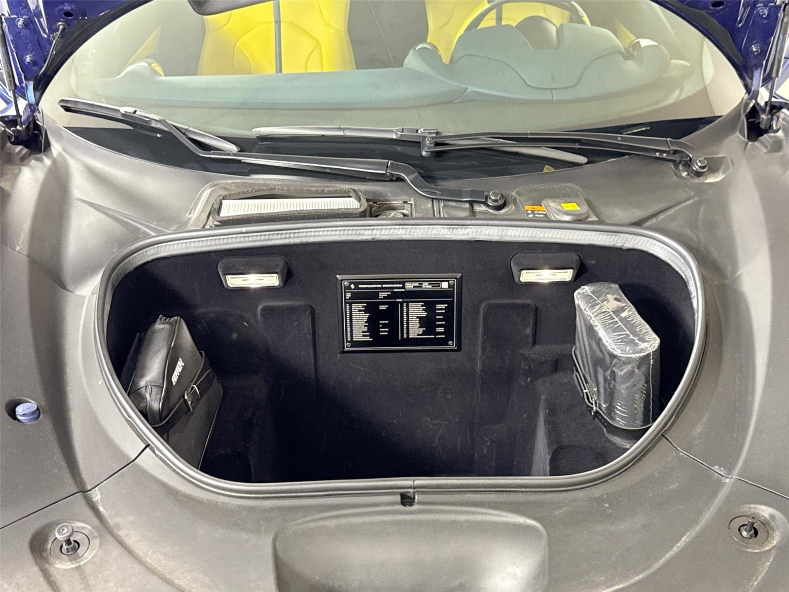 Used 2022 Ferrari F8 Tributo image 31