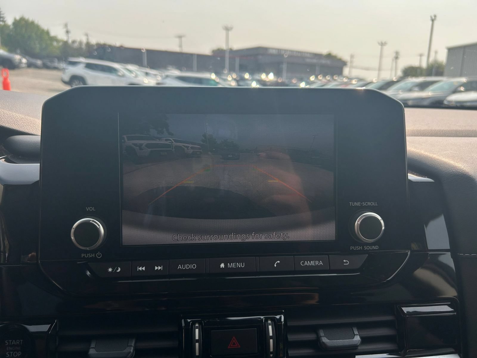 Used 2025 Nissan Pathfinder SV FWD image 20