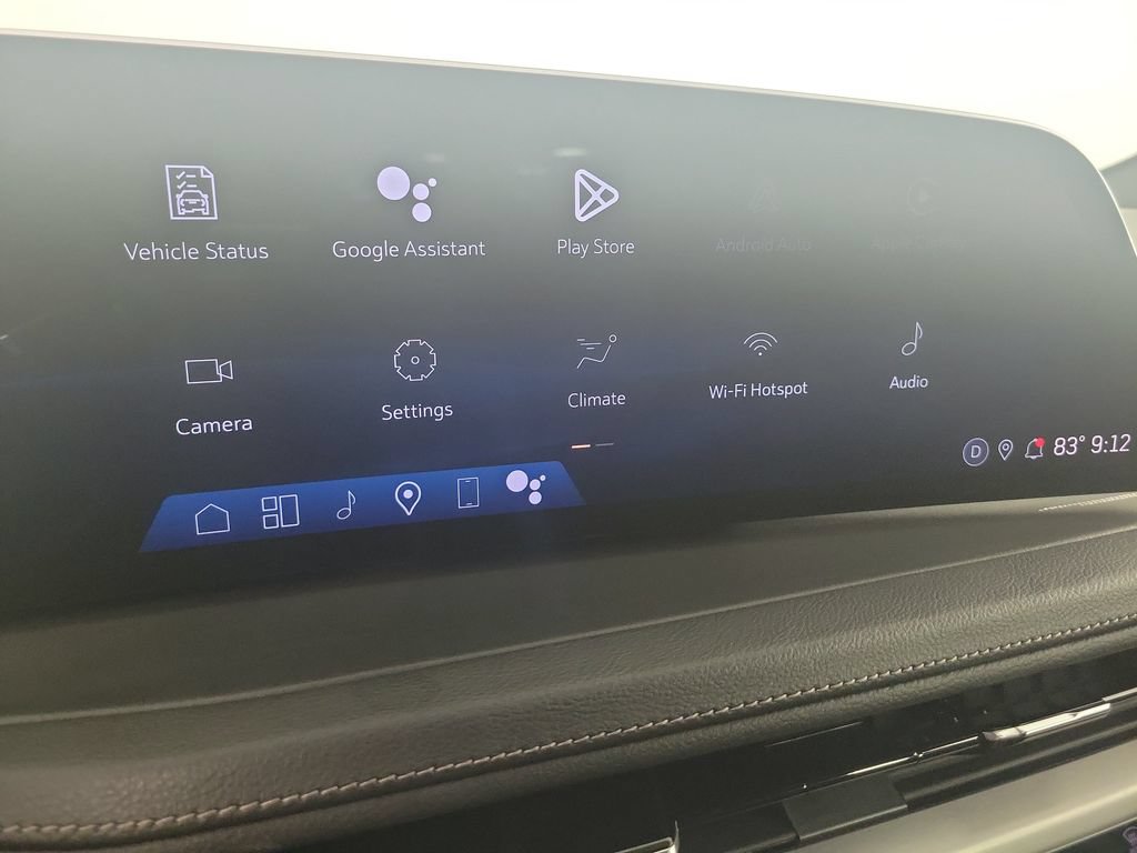 Used 2025 Cadillac XT4 Premium Luxury FWD image 25