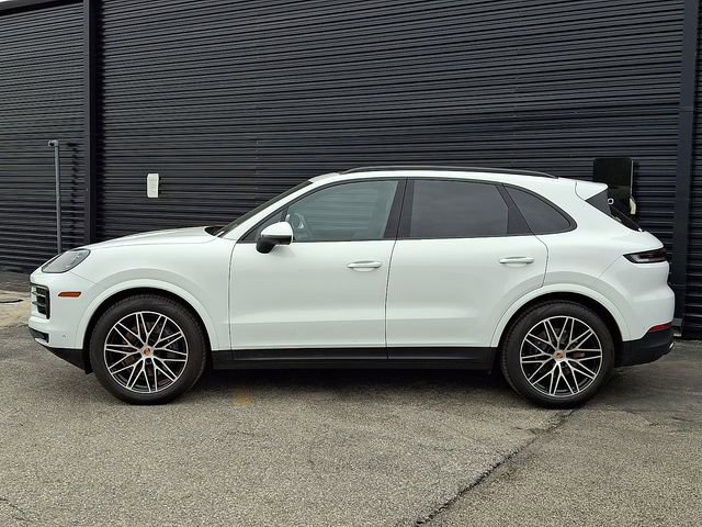 Certified 2026 Porsche Cayenne AWD/4WD image 2