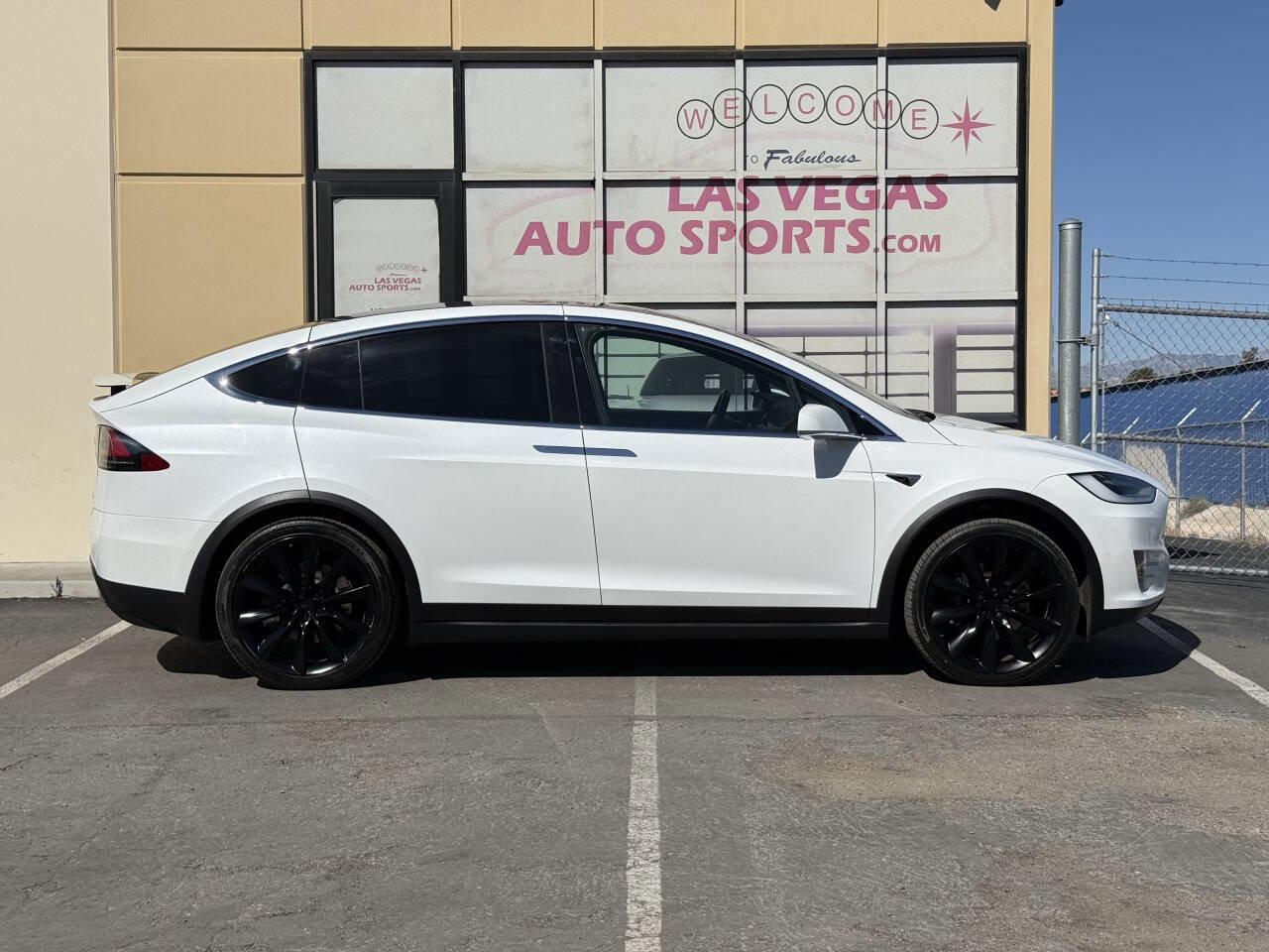 Used 2020 Tesla Model X Long Range image 7