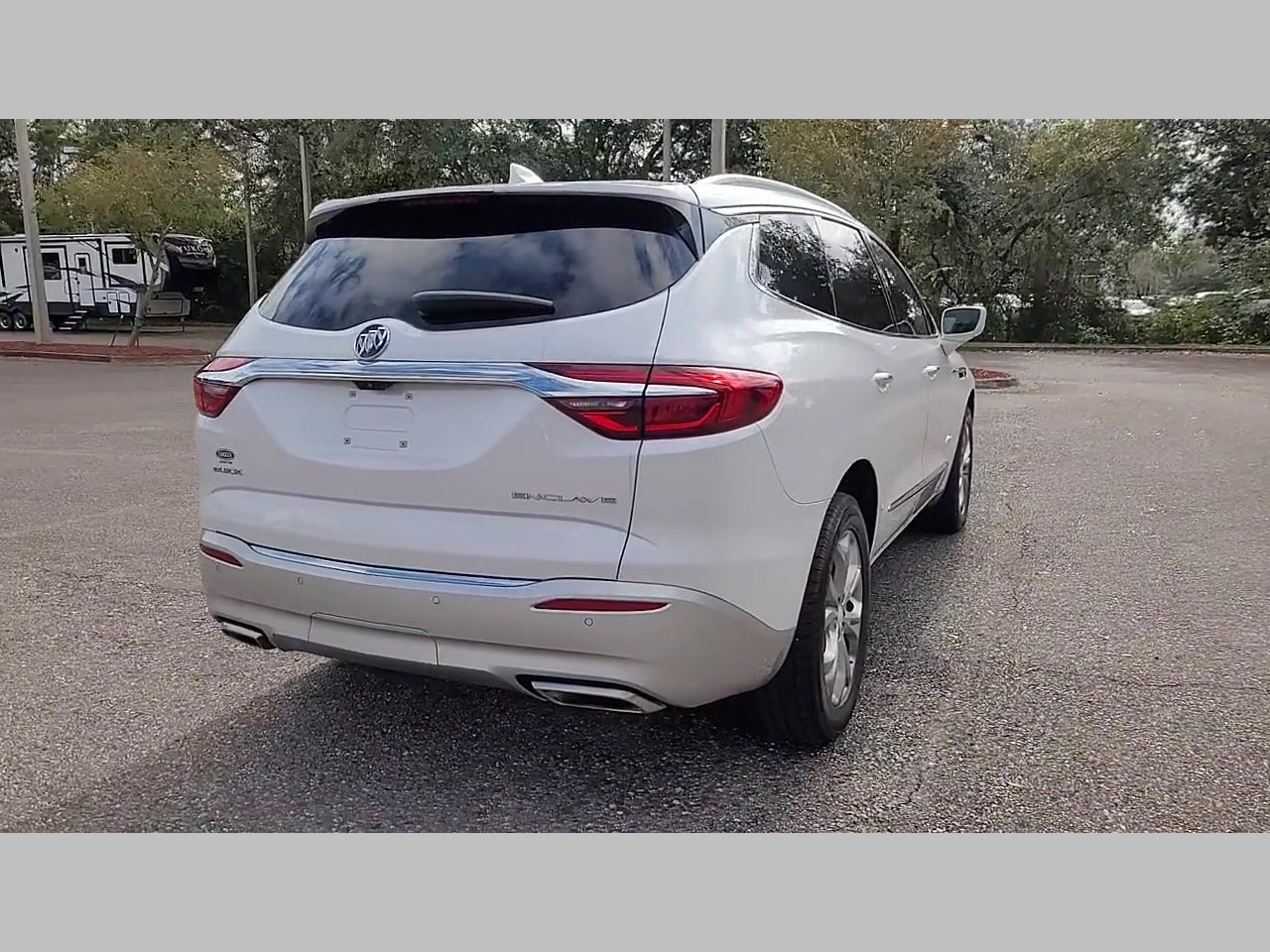 Used 2018 Buick Enclave Avenir w/ Avenir Technology Package image 22