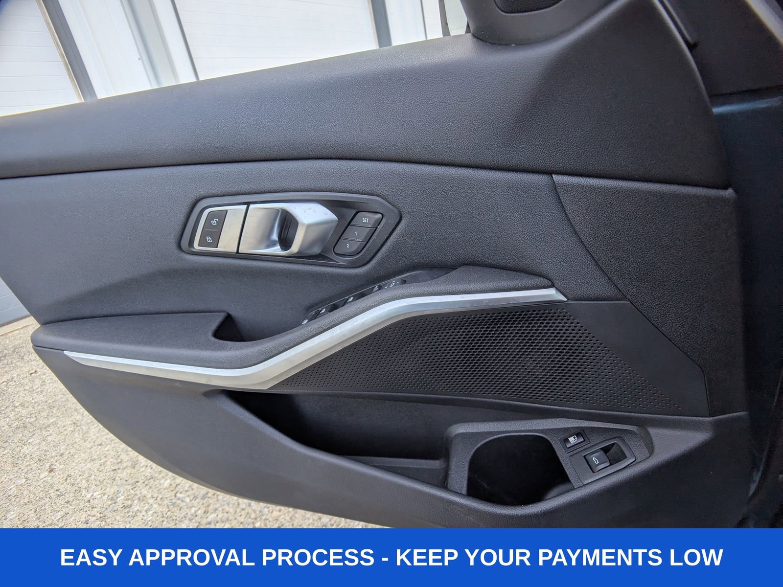 Used 2021 BMW 330e w/ Convenience Package image 33