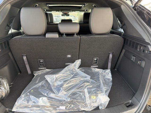 New 2026 MAZDA CX-90 3.3 Turbo w/ Premium Plus Pkg image 32