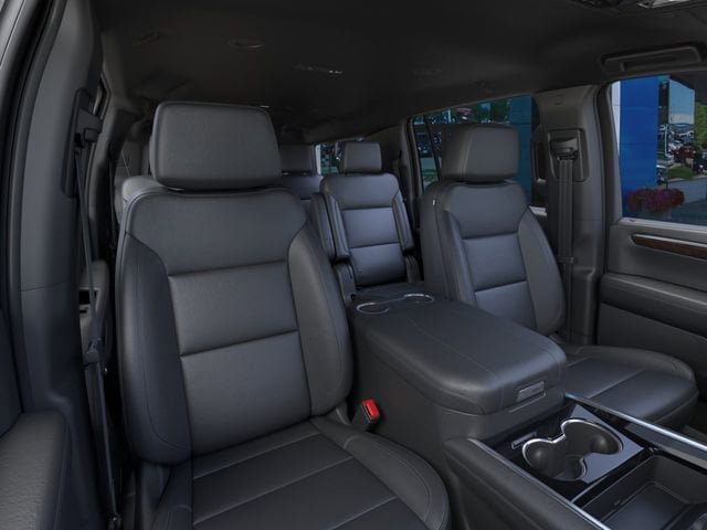 New 2026 Chevrolet Suburban LT AWD/4WD image 16
