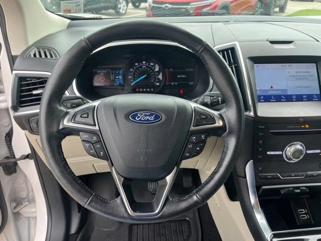 Used 2019 Ford Edge Titanium FWD image 15