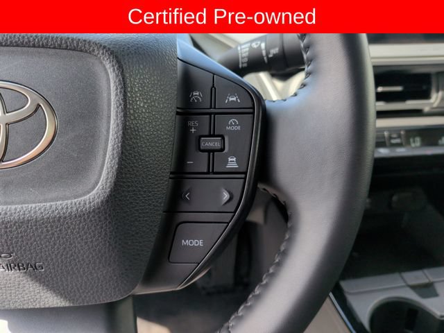 Certified 2025 Toyota Prius LE FWD image 15