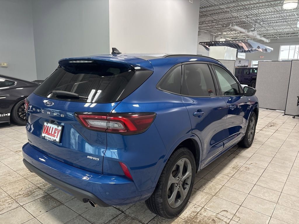 Used 2023 Ford Escape ST-Line w/ Tech Pack #1 image 8