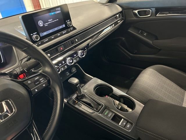 Certified 2022 Honda Civic EX image 28