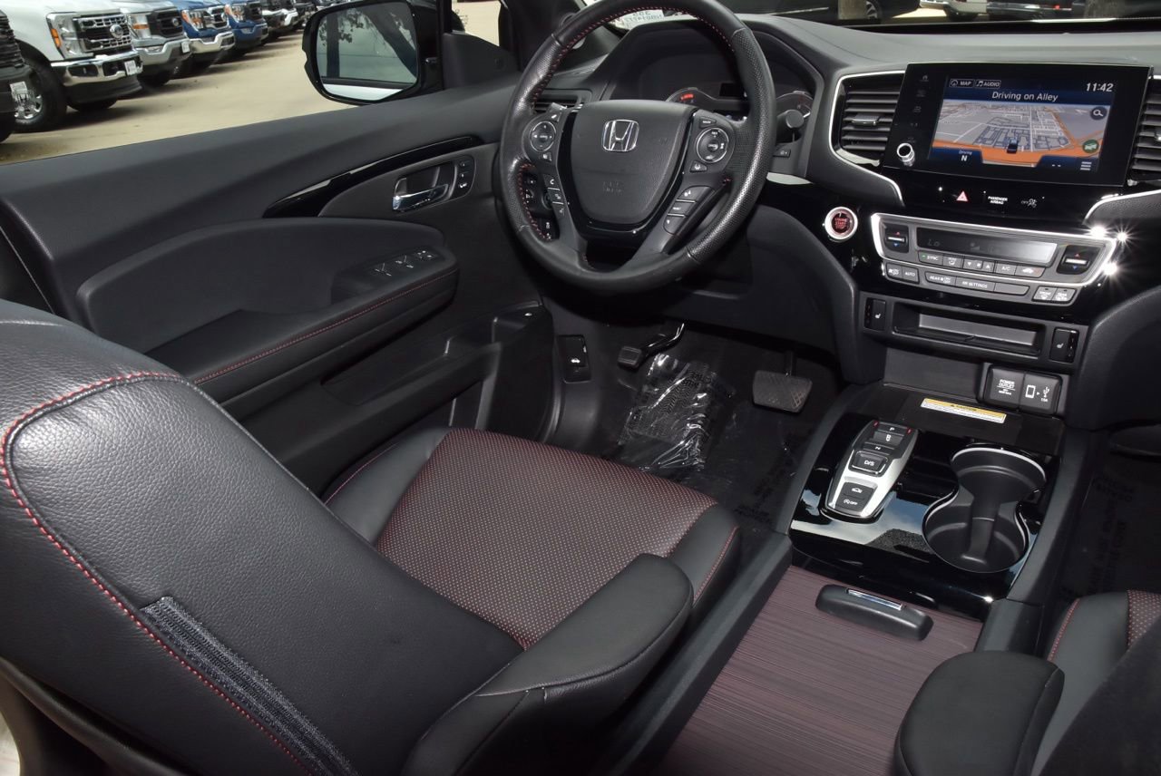 Used 2022 Honda Ridgeline Black Edition image 15