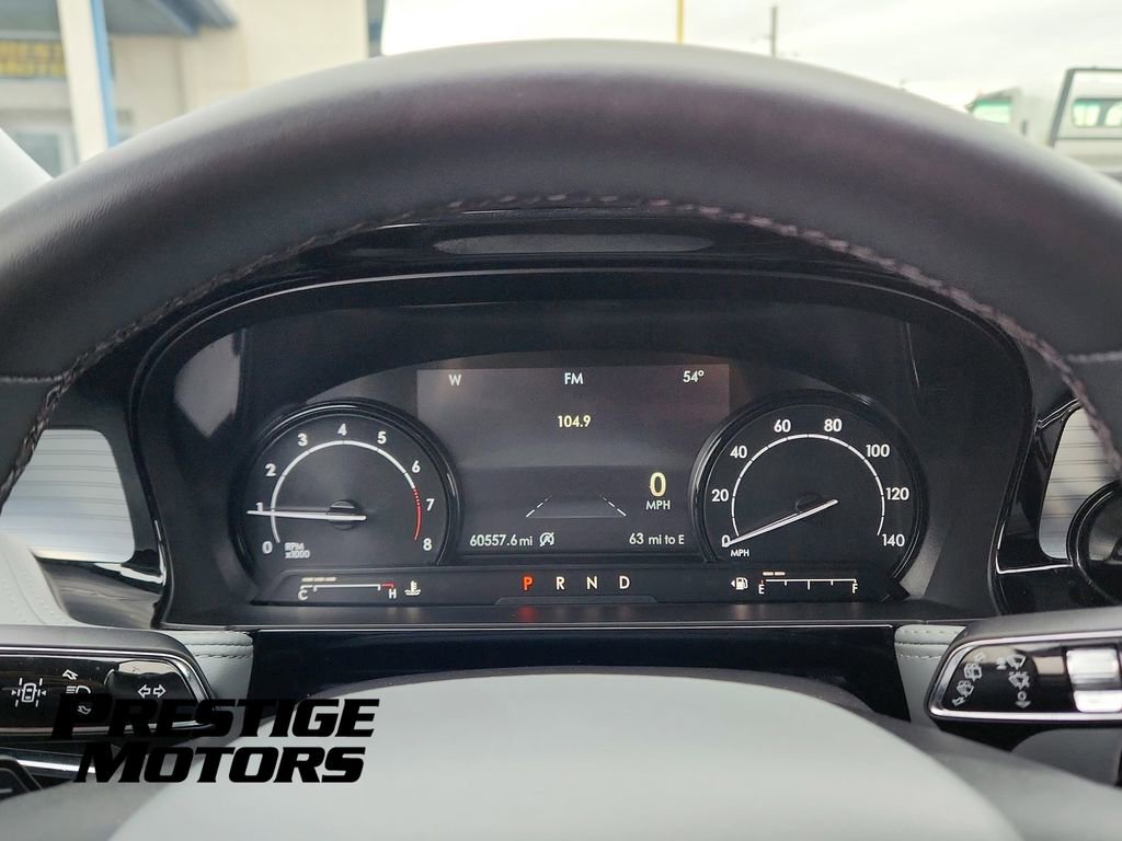 Used 2022 Lincoln Corsair AWD w/ Equipment Group 101A image 9