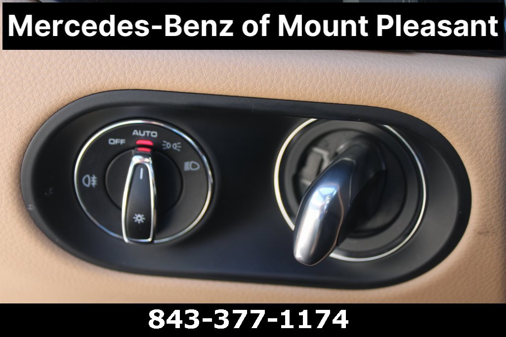 Used 2021 Porsche Macan image 25