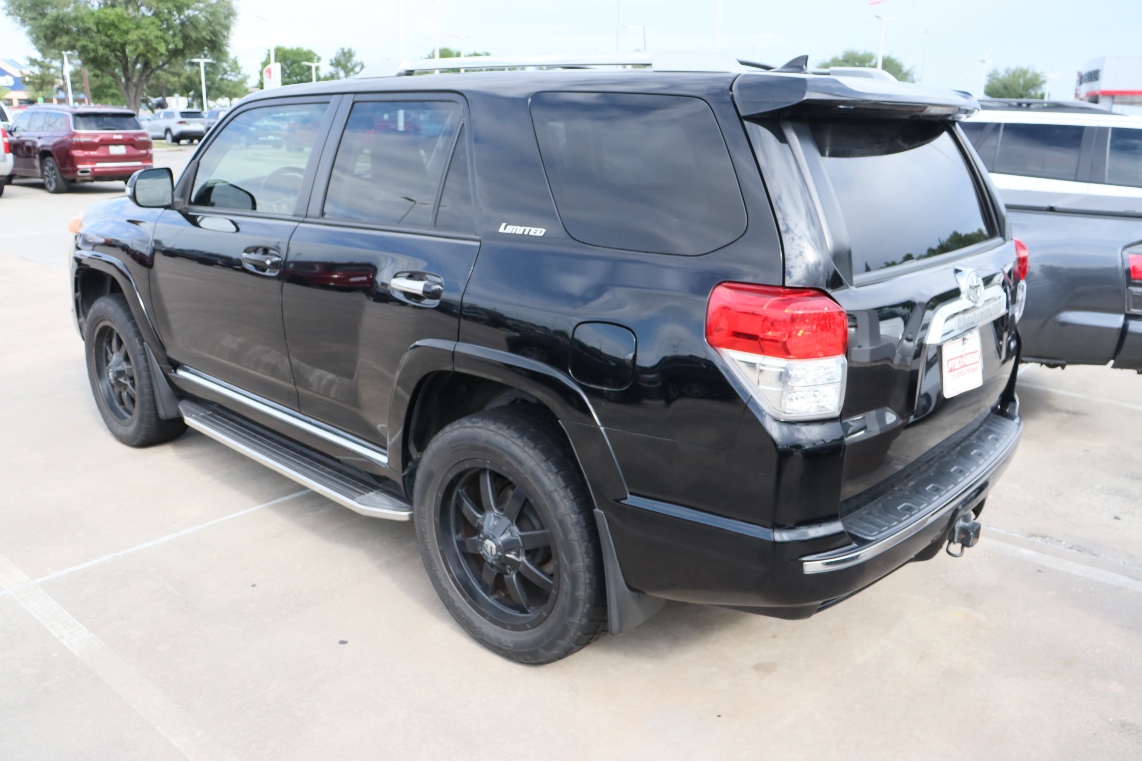 Used 2013 Toyota 4Runner Limited image 8