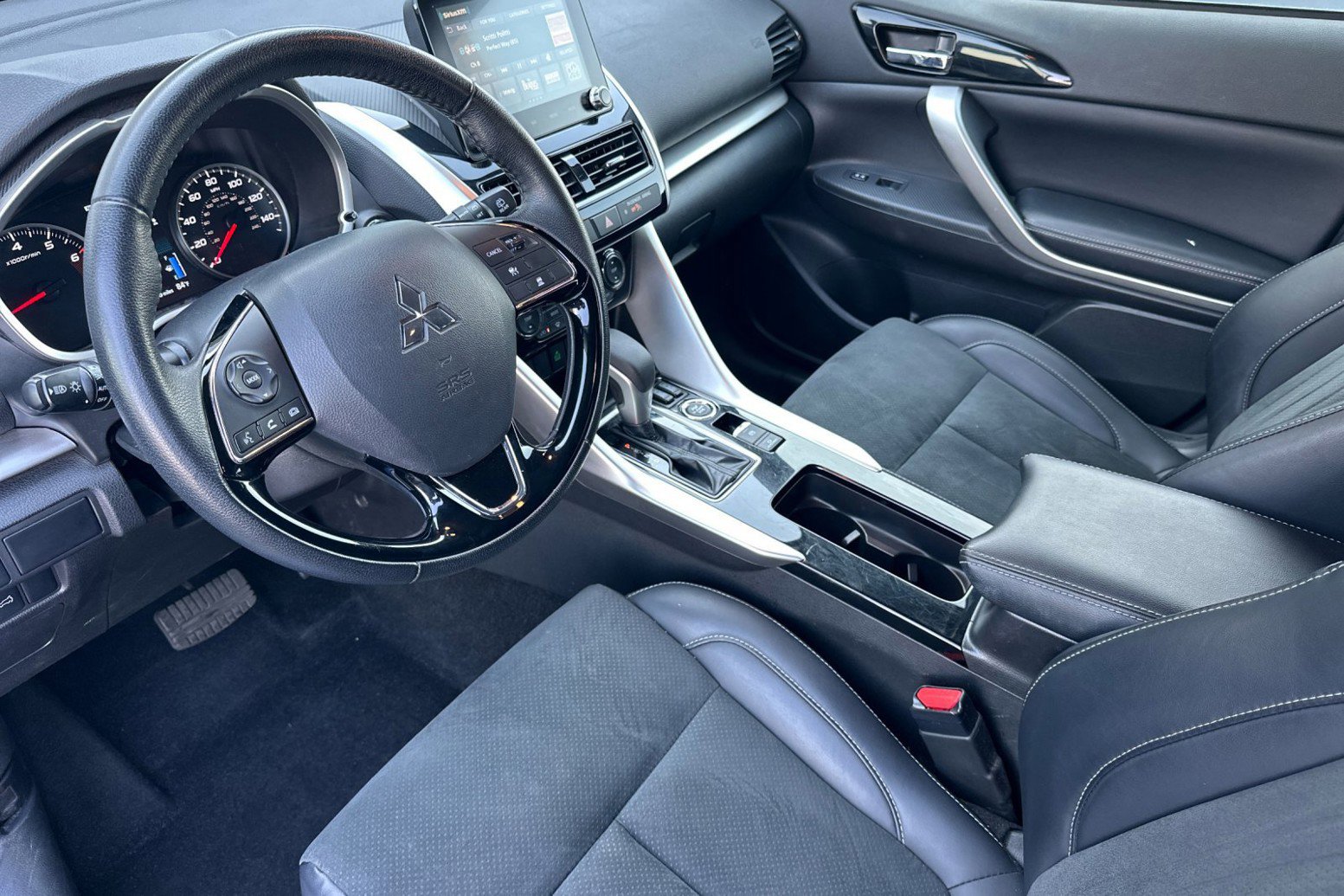 Used 2024 Mitsubishi Eclipse Cross SE image 10