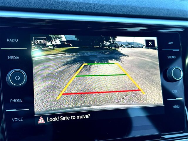 Used 2022 Volkswagen Atlas Cross Sport SE image 25