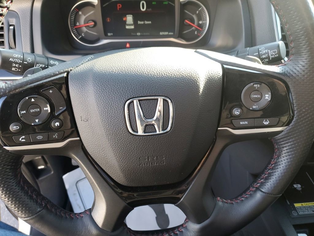 Certified 2024 Honda Passport Black Edition image 16