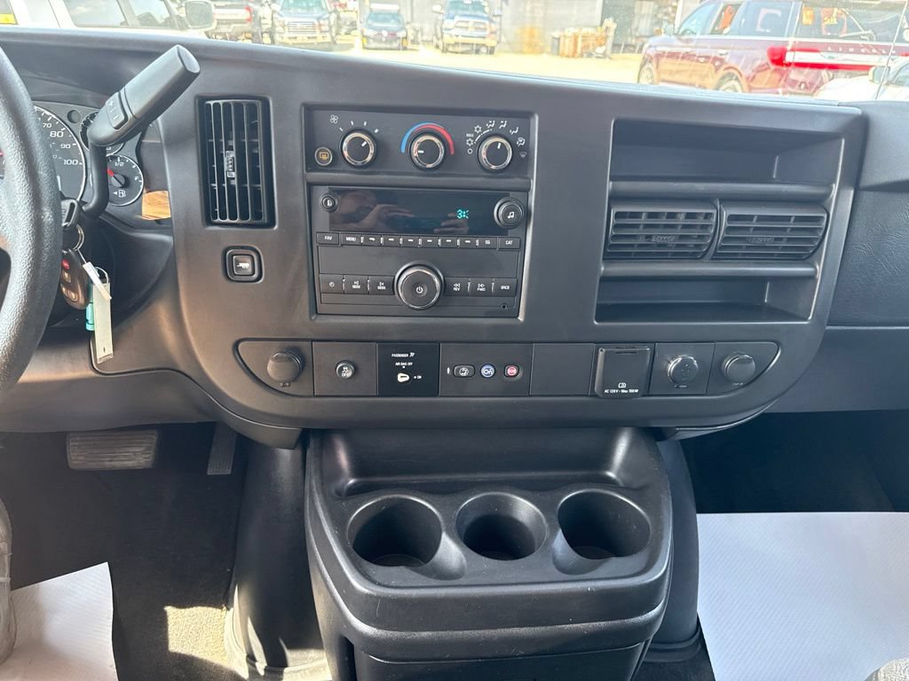 Used 2015 Chevrolet Express 3500 LT w/ LT Preferred Equipment Group RWD image 7
