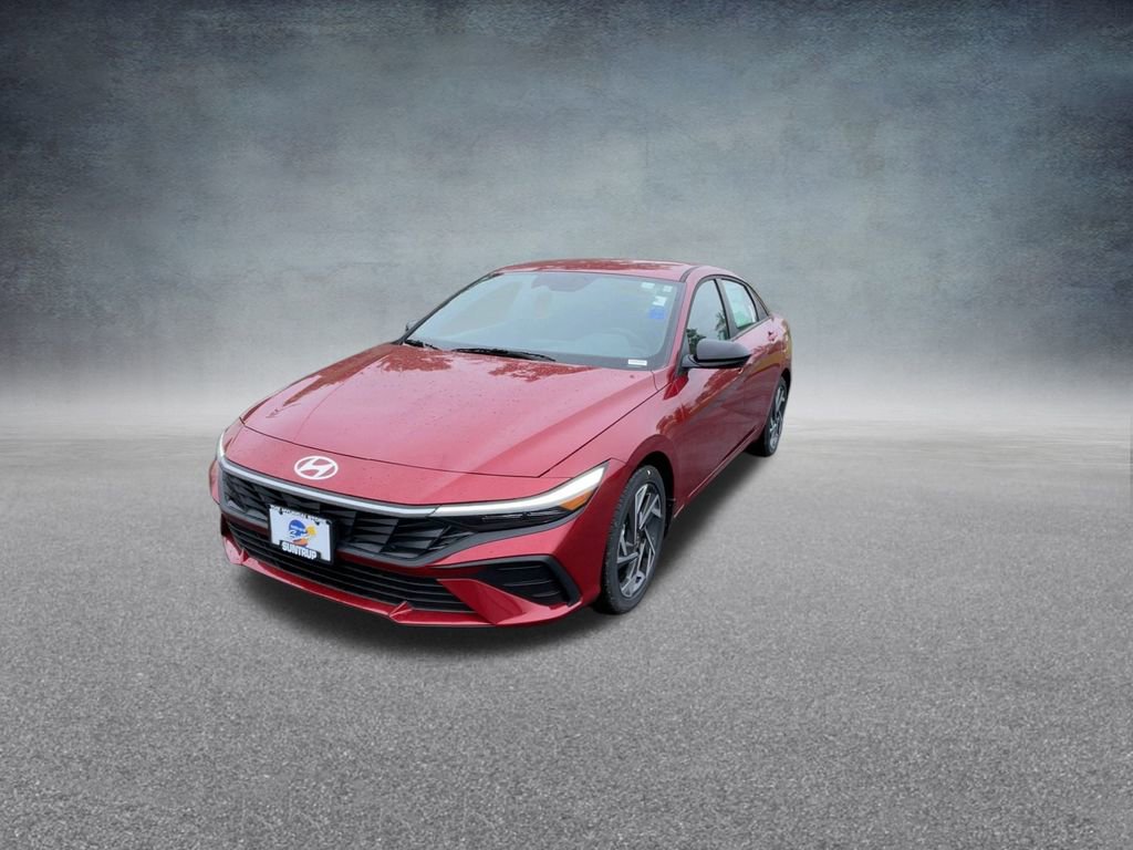 Used 2025 Hyundai Elantra Sport image 8