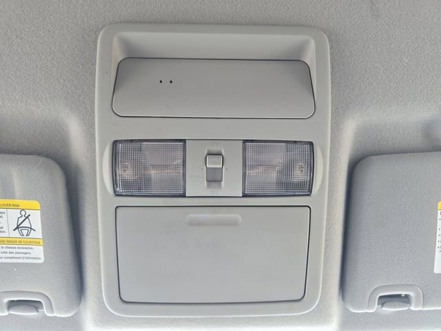 Used 2014 Nissan Frontier SV image 7