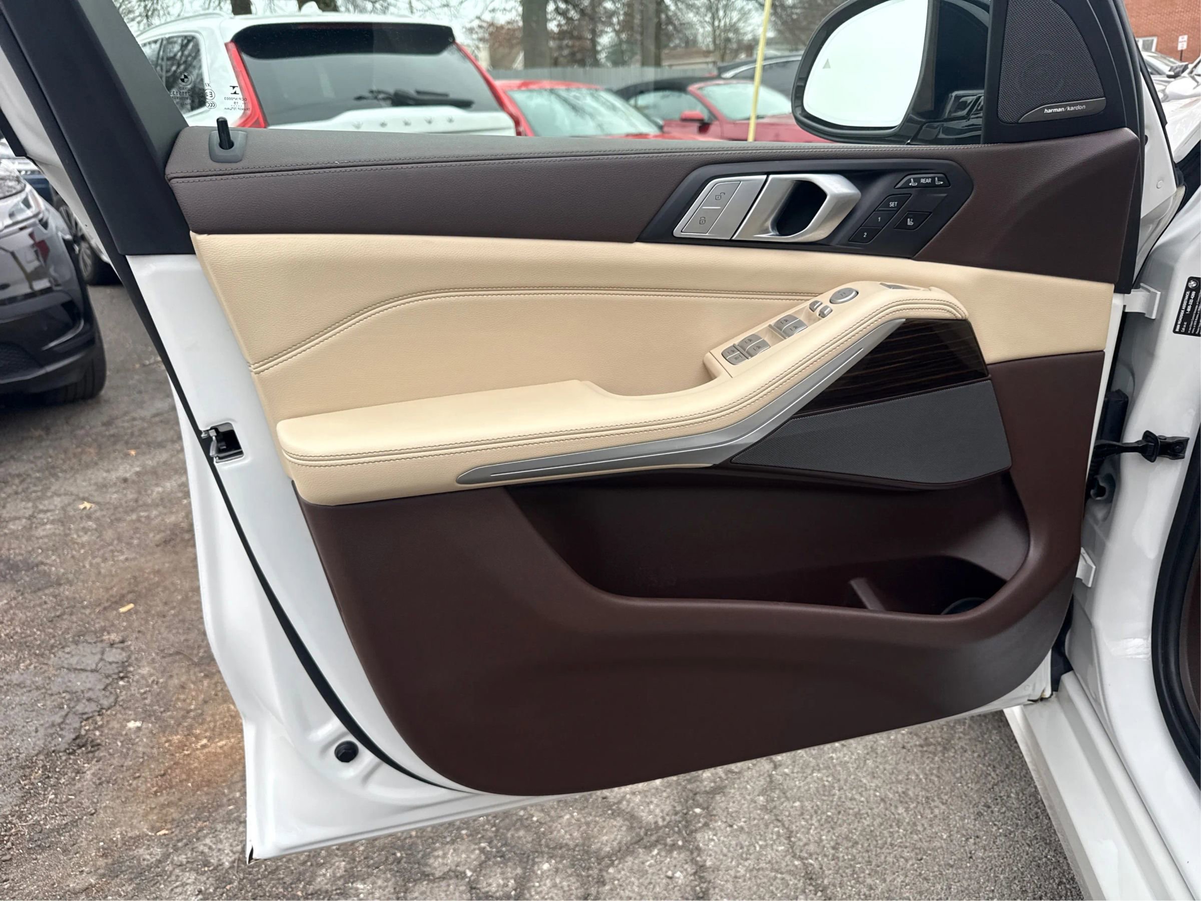 Used 2019 BMW X7 xDrive40i w/ Premium Package image 18