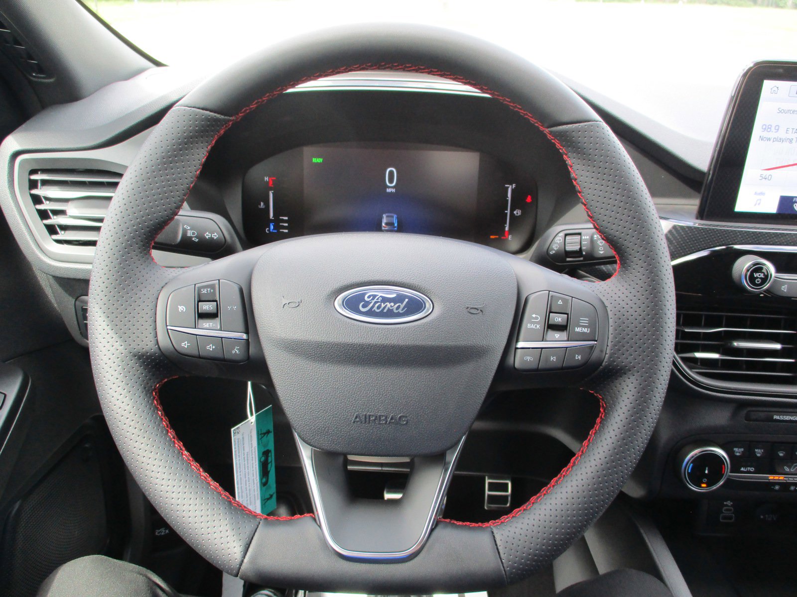 New 2024 Ford Escape ST-Line w/ Equipment Group 301A image 13