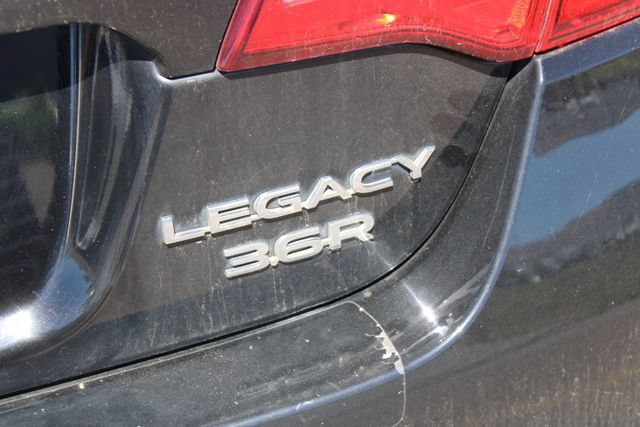 Used 2015 Subaru Legacy 3.6R Limited AWD/4WD image 9