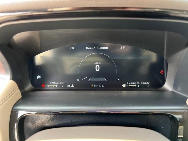 Used 2022 Lincoln Nautilus Reserve image 20