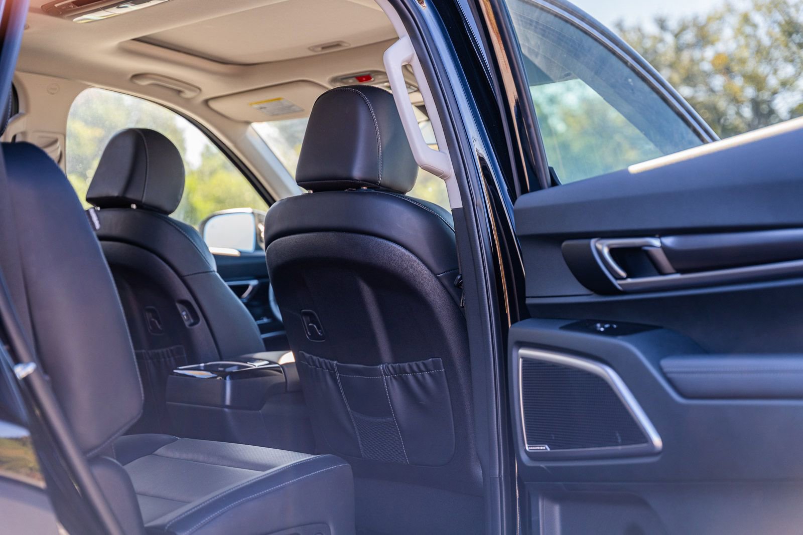 New 2025 Kia Telluride S image 10