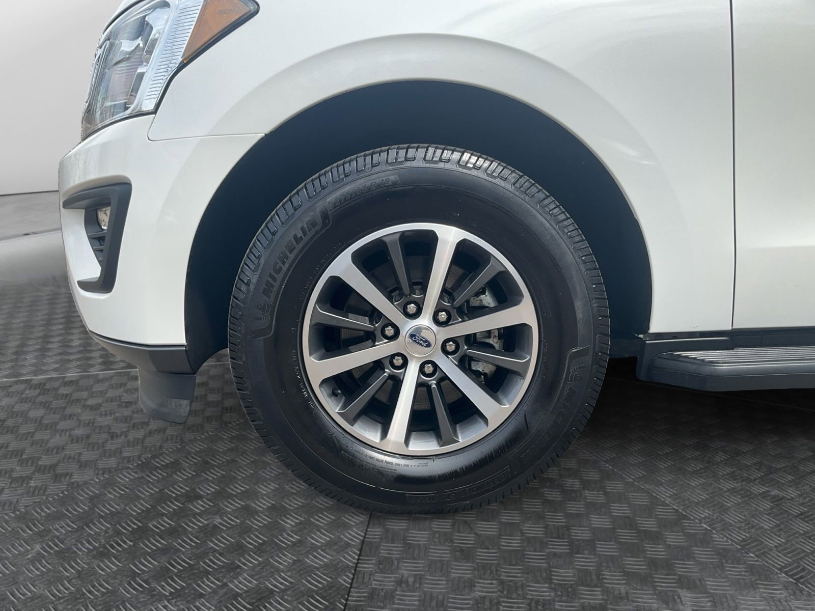 Used 2020 Ford Expedition XLT AWD/4WD image 14