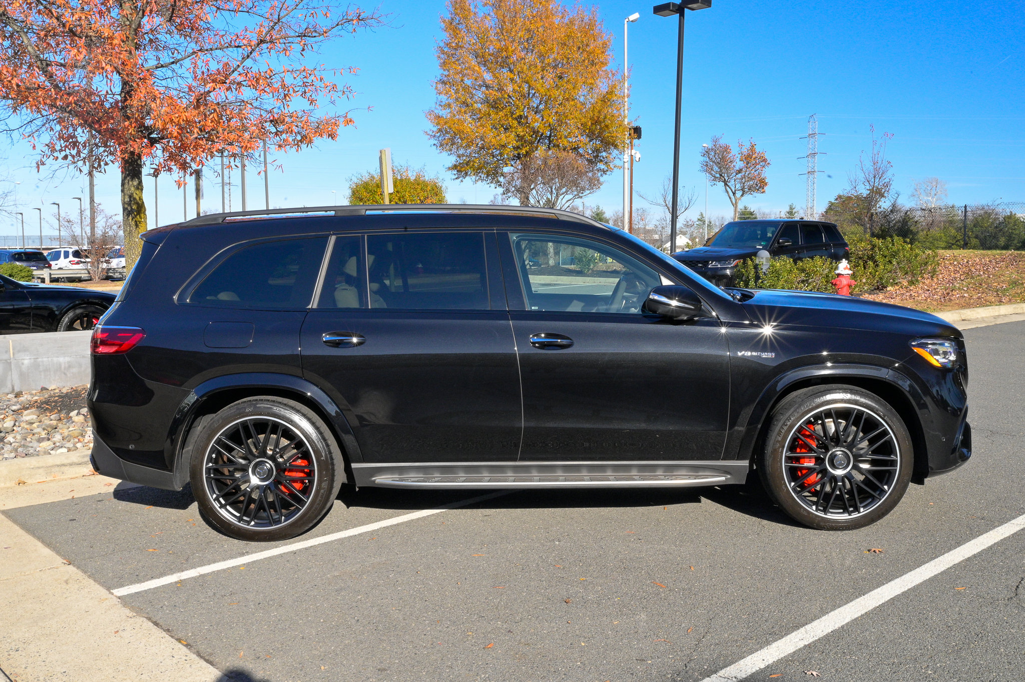 Used 2025 Mercedes-Benz GLS 63 AMG 4MATIC image 4
