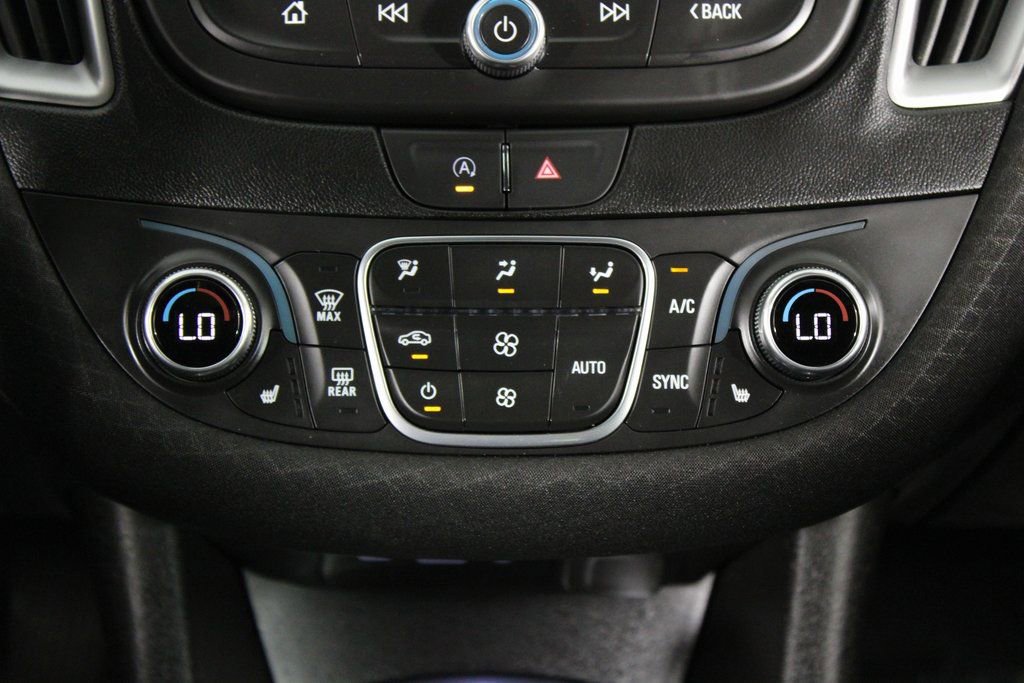 Used 2024 Chevrolet Malibu LT image 17