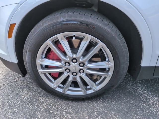 Used 2023 Cadillac XT5 Sportv w/ LPO, Floor Liner Package image 10