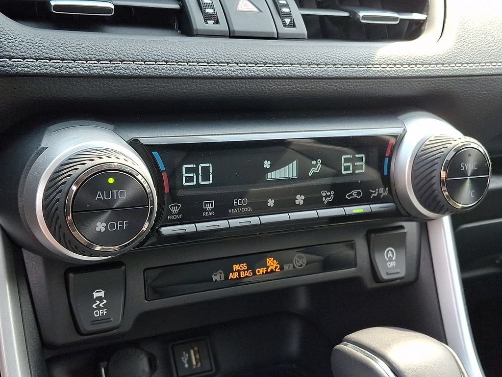 Certified 2025 Toyota RAV4 XLE Premium AWD/4WD image 19