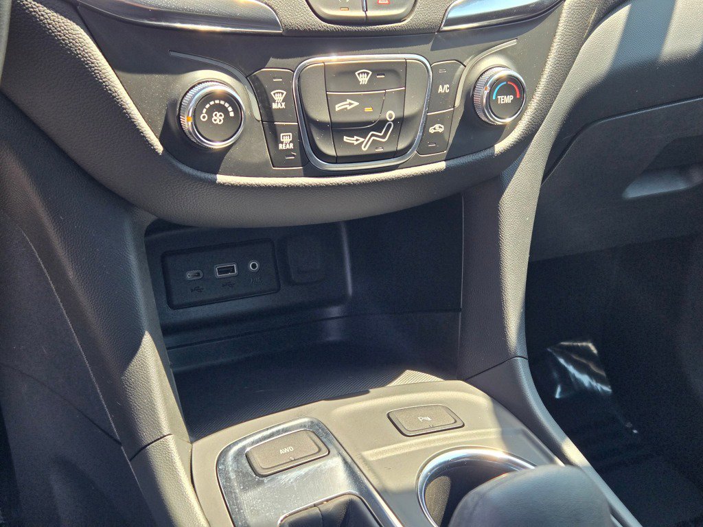 Used 2022 Chevrolet Equinox LT image 26