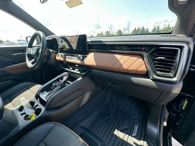 Used 2024 GMC Canyon AT4 AWD/4WD image 31