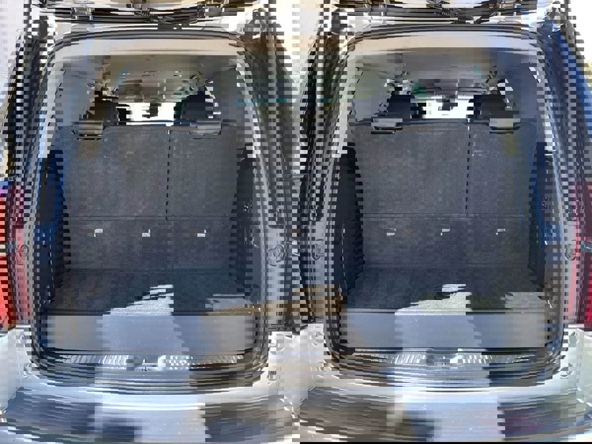 Used 2019 Chevrolet Tahoe Premier w/ RST 6.2L Performance Edition image 10