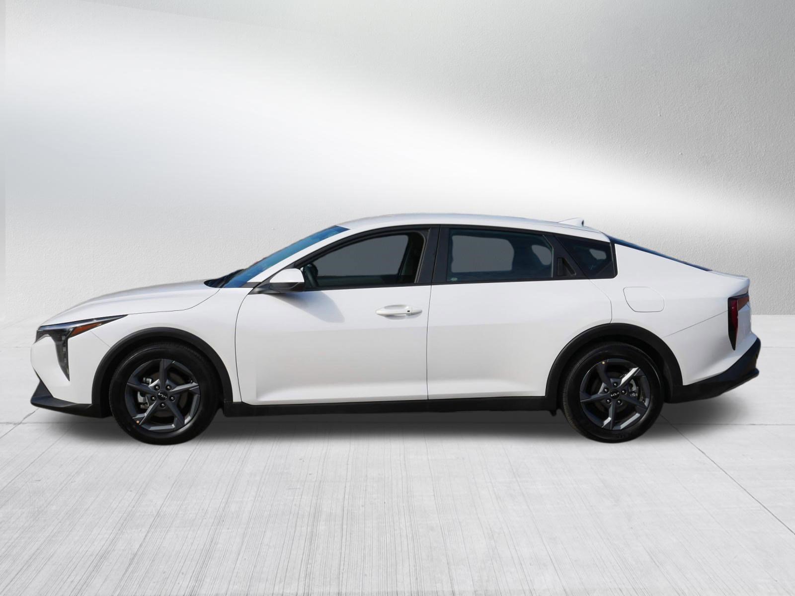 Certified 2025 Kia K4 LXS image 4