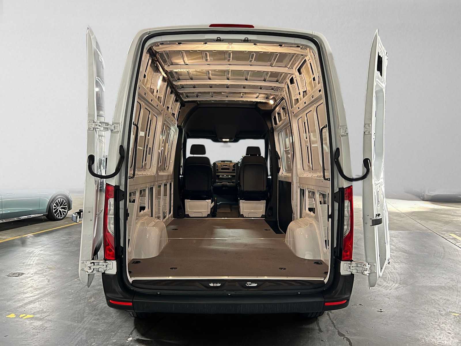 New 2025 Mercedes-Benz Sprinter 2500 image 18