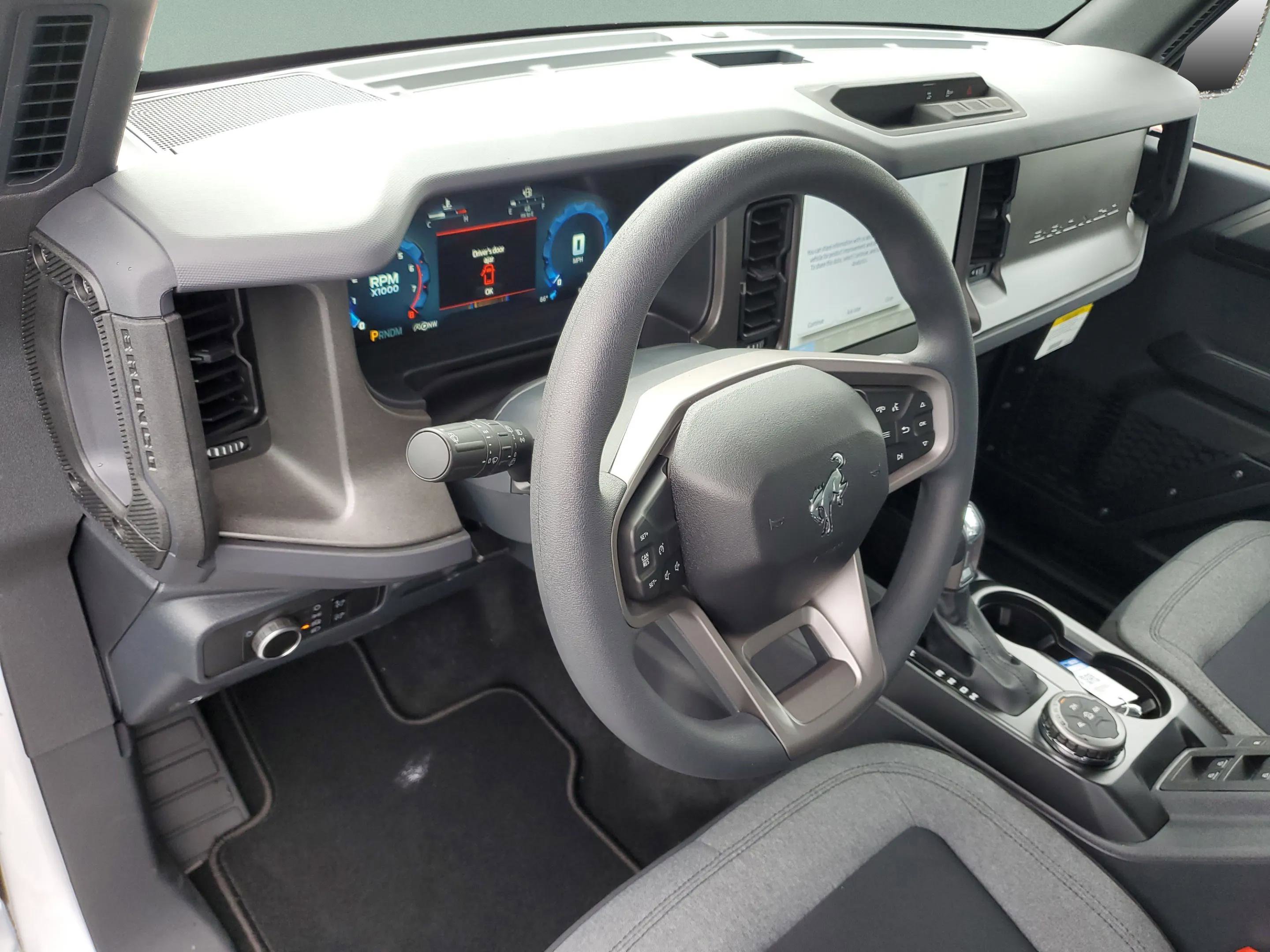 New 2025 Ford Bronco 4-Door image 20
