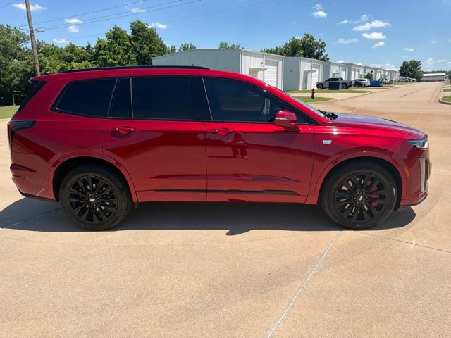 Certified 2023 Cadillac XT6 Sport w/ LPO, ONYX Package AWD/4WD image 6