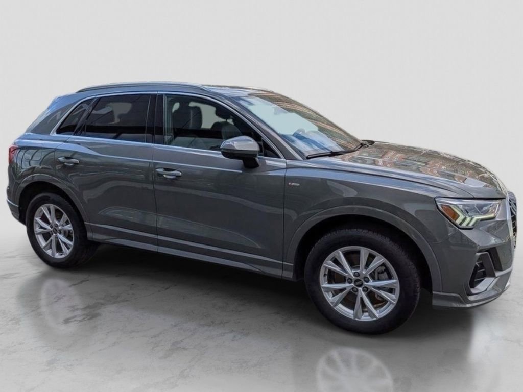 Used 2025 Audi Q3 2.0T Premium AWD/4WD image 5