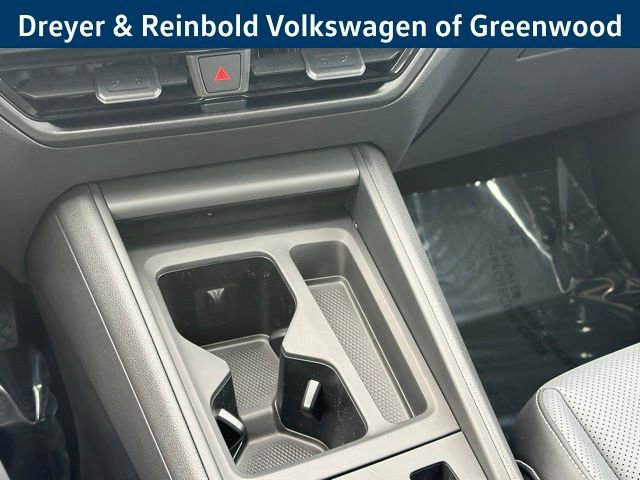 New 2026 Volkswagen Tiguan SE image 18