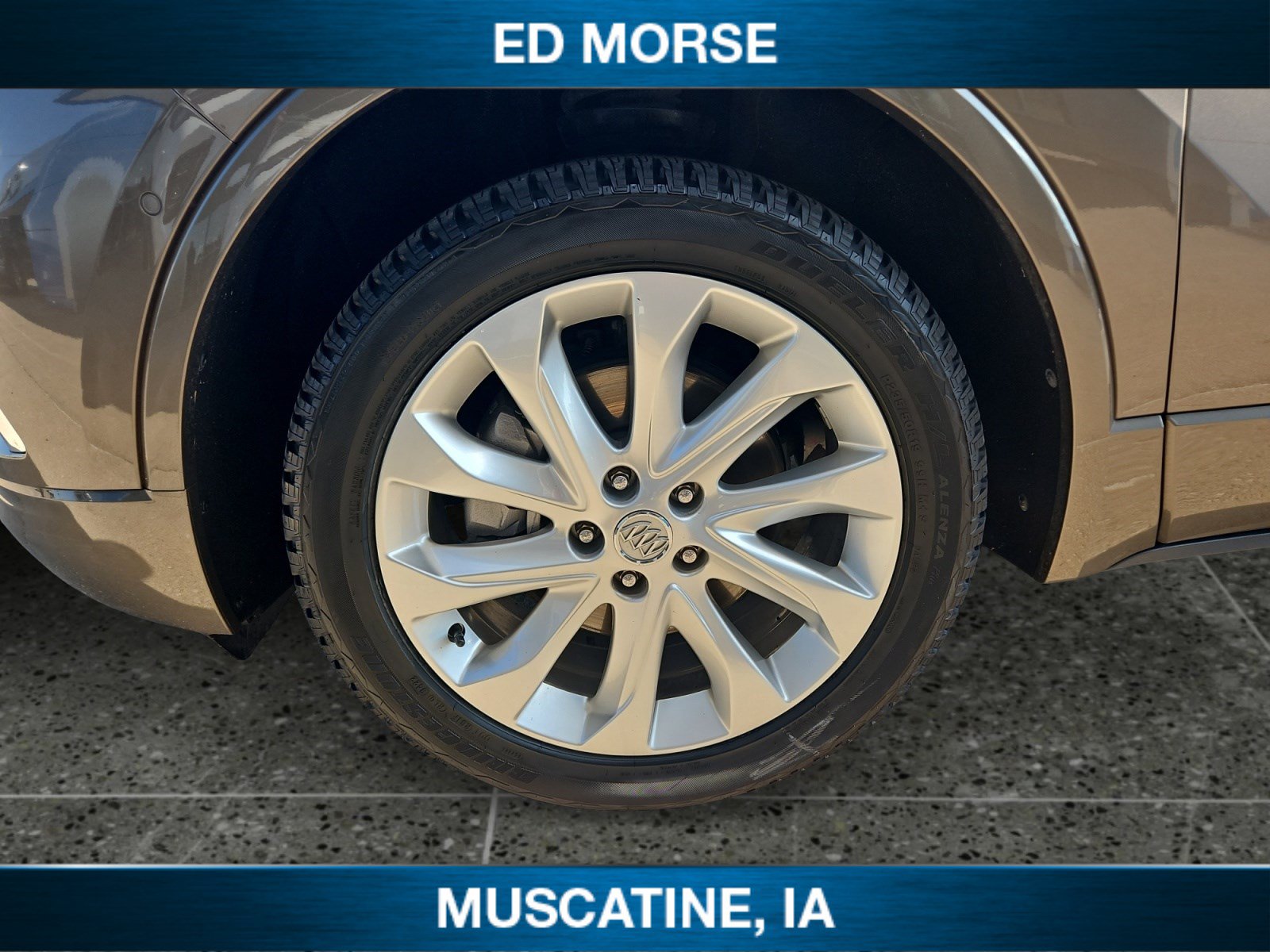 Used 2017 Buick Envision Premium AWD/4WD image 9