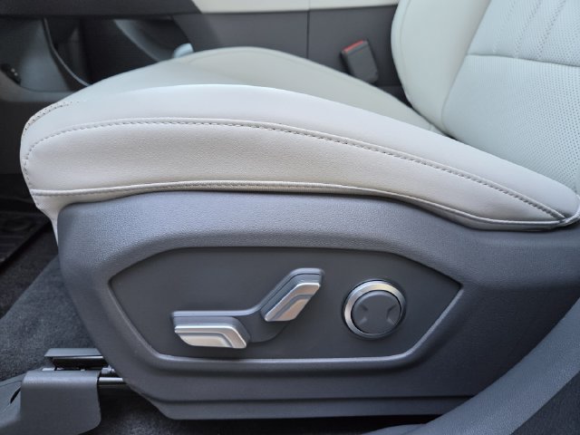 New 2027 Hyundai Santa Fe SEL FWD image 26