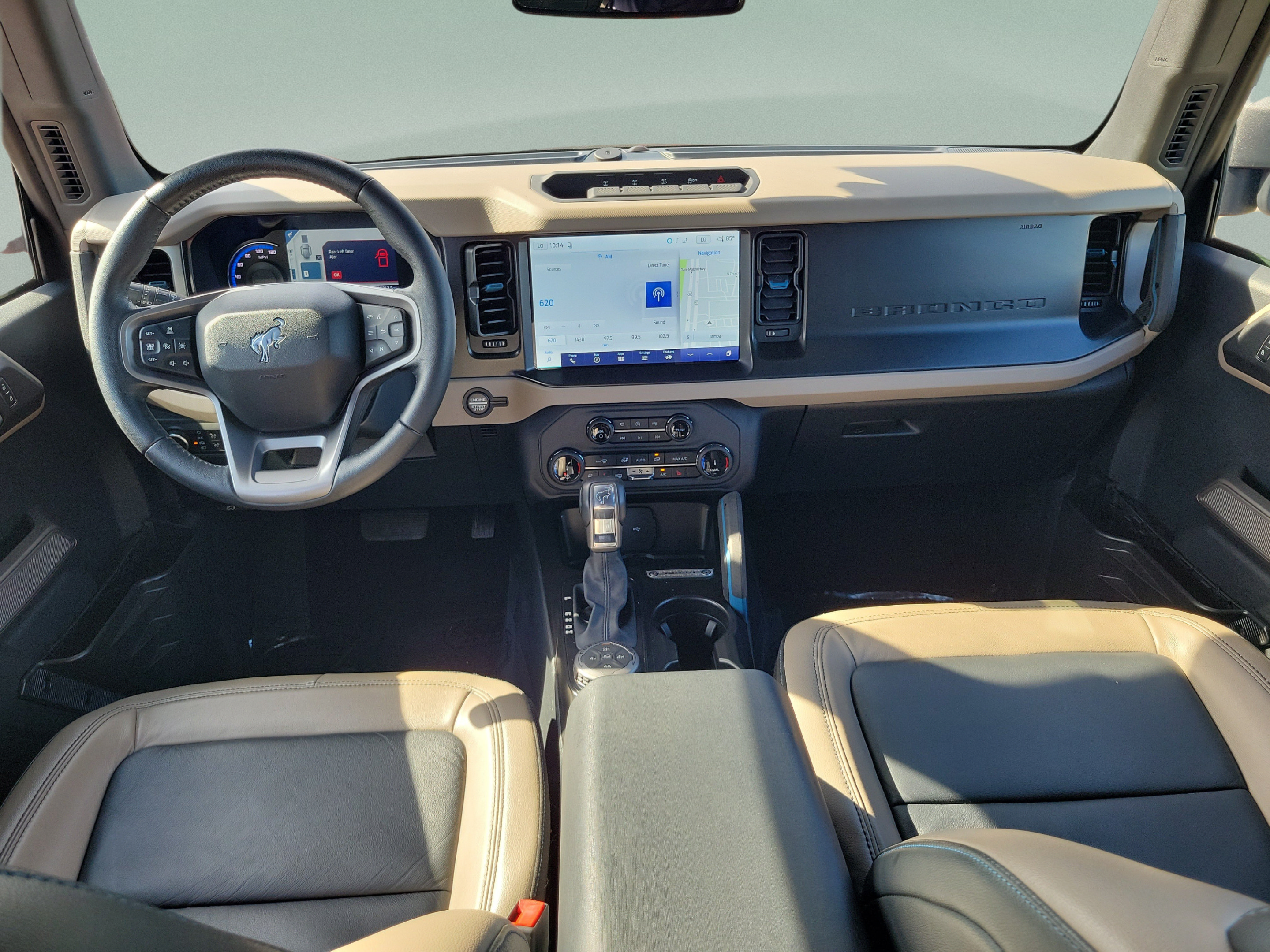 Used 2022 Ford Bronco Wildtrak AWD/4WD image 11